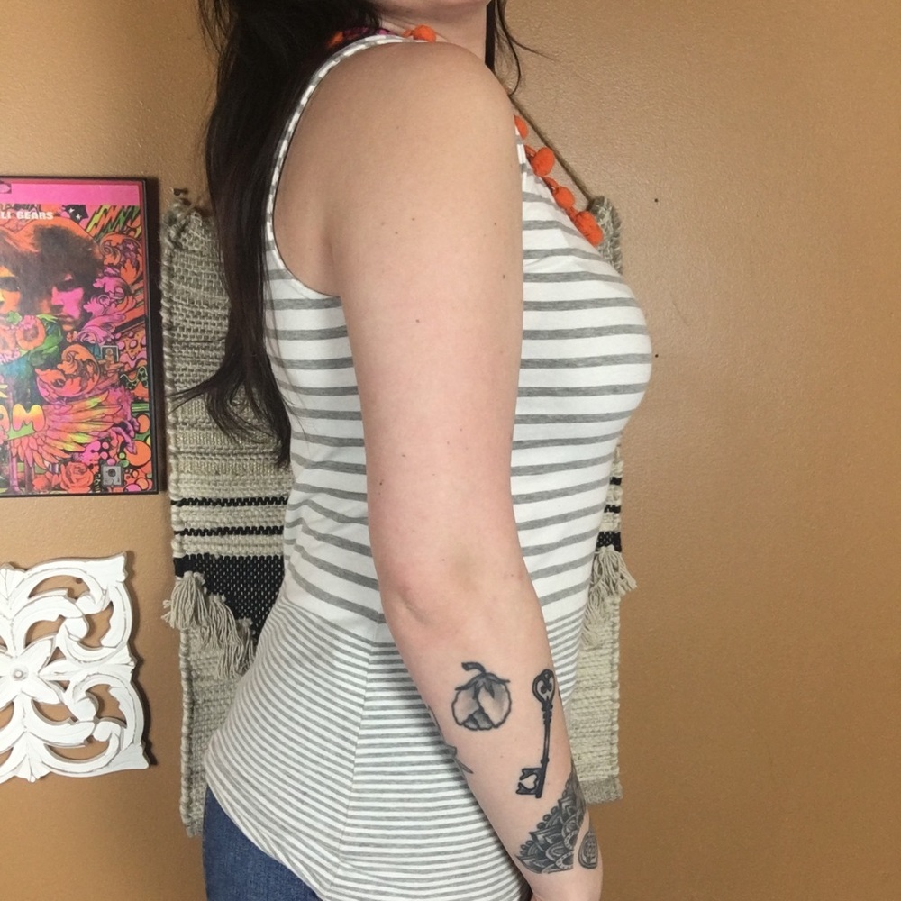 ANTHRO / Boho Tassel Blouse - Picture 4 of 6